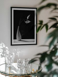 Graceful Peace Lilies Vase, arte de Kristina Oveckova