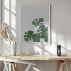 Fresh Green Monstera Leaves, arte de Pictufy Studio II