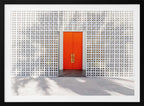 Parker Orange Doors and Breezeblock Wall, arte de Tom Windeknecht