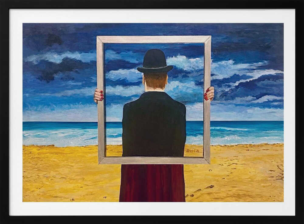 Man Holding Framed Beach, arte de Tom Blood