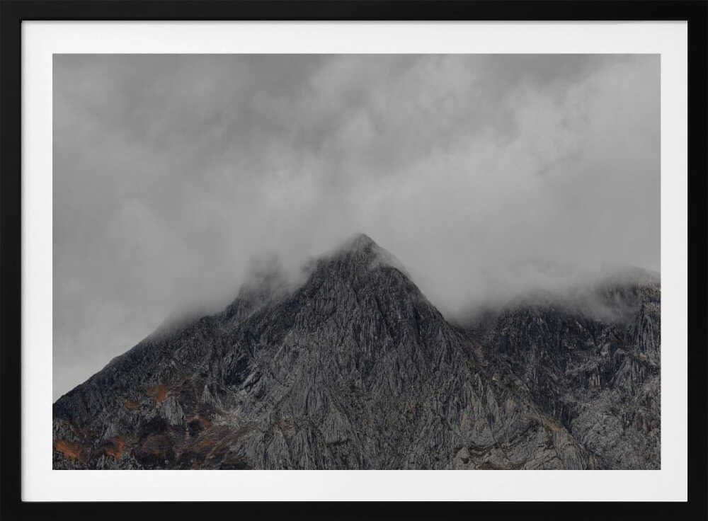 Misty Mountain Summit, arte de Javier Pardina