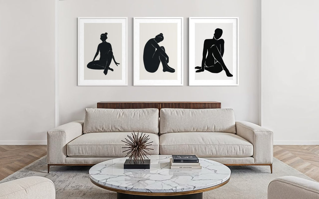 Figuras en Tinta · Trío — marco blanco