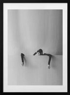 Pensive Woman Peeking, arte de hardibudi con marco