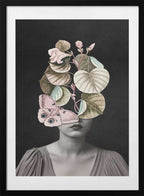 Elegant Butterfly Botanicals, arte de Marja van den Hurk con marco