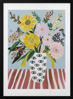 Cheerful Flowers Eye Vase, arte de Essa Van Reis con marco