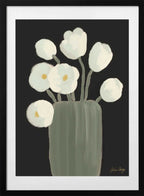 Modern Floral Vase, arte de Julia Cheney con marco