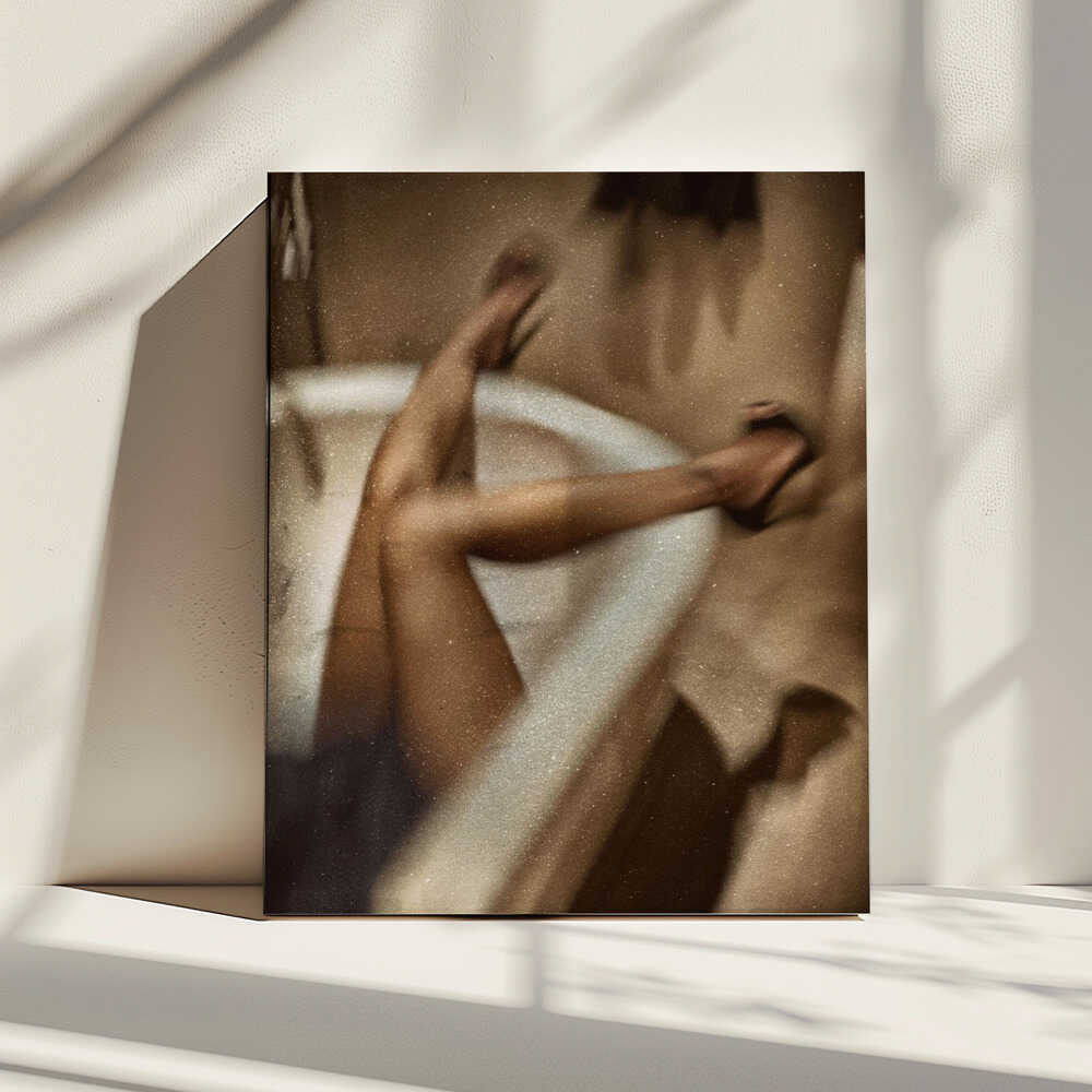 Sensual Legs Bathtub, arte de Erik Schottstaedt impreso en canvas