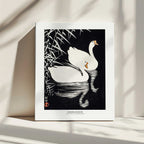 White Chinese Geese Swimming by Reeds, arte de Ohara Koson impreso en canvas