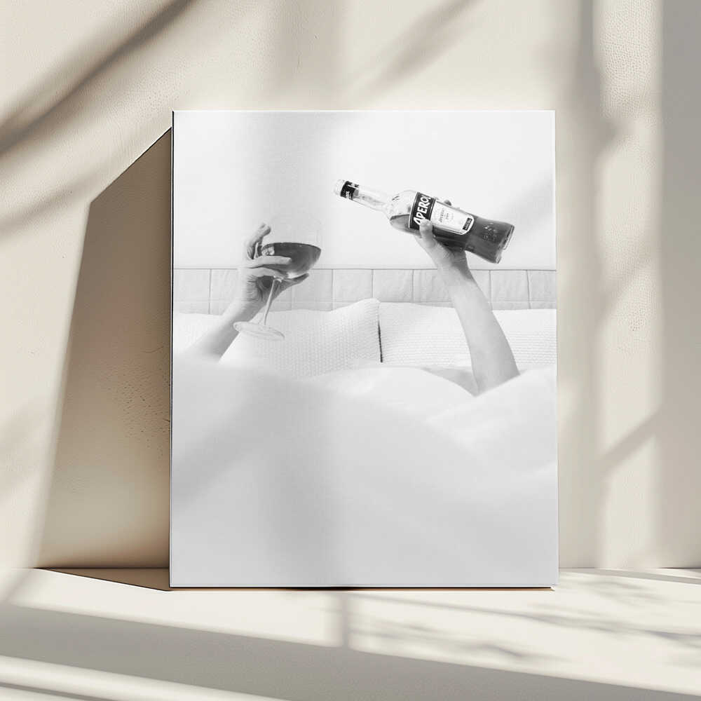 Cozy Bed Drinks, arte de Pictufy Studio III impreso en canvas