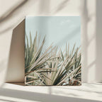 Skyward Palm Leaves, arte de Olivia Joy StClaire impreso en canvas