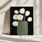 Modern Floral Vase, arte de Julia Cheney impreso en canvas
