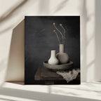 Dark Rustic Still Life, arte de Mayra Pama impreso en canvas