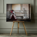Shadow's Romantic Gesture, arte de Renee Doyle impreso en canvas
