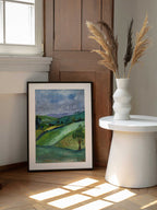Rolling Green Hills, arte de Sharyn Bursic enmarcado en una pared