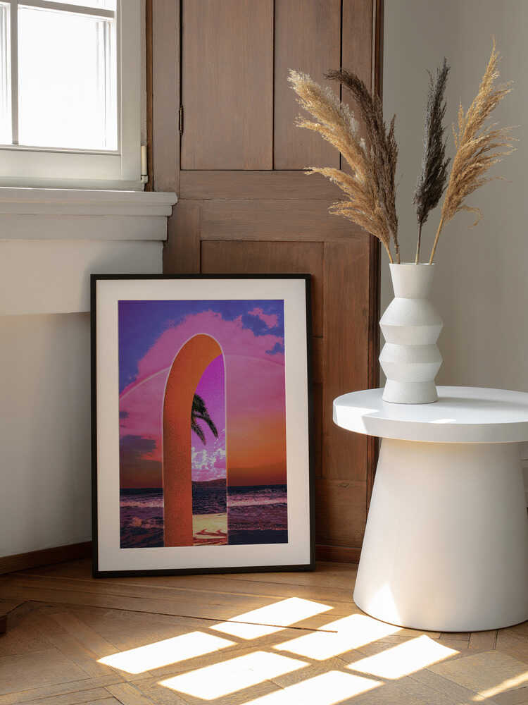 Pink Sky Beach Archway, arte de CosmoZach enmarcado en una pared