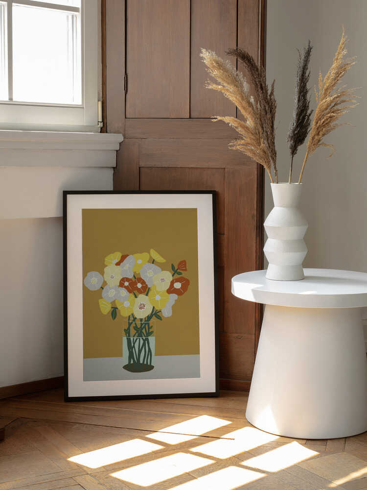 Warm Floral Bouquet, arte de Sharyn Bursic enmarcado en una pared