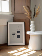 Minimalist Wine Still Life, arte de Ivy Green Illustrations enmarcado en una pared