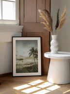 Tropical Sunset Palms, arte de Melanie Viola enmarcado en una pared