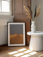 Golden Desert Dune, arte de Photolovers enmarcado en una pared