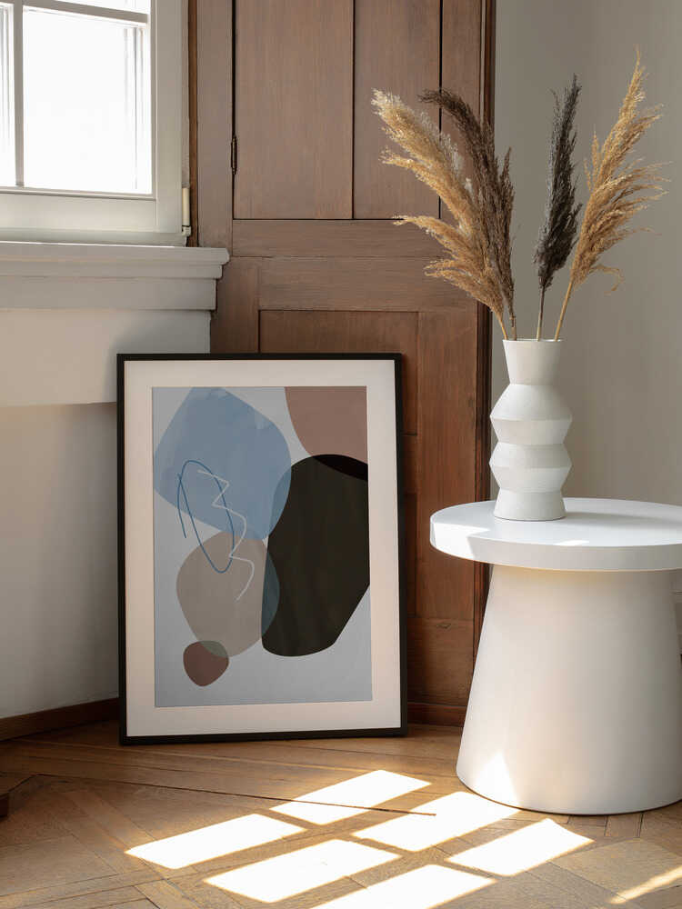 Graphic 150 HX, arte de Mareike Böhmer enmarcado en una pared