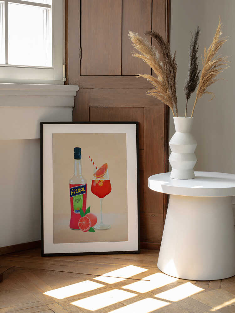 Drink, arte de Petra Lizde enmarcado en una pared