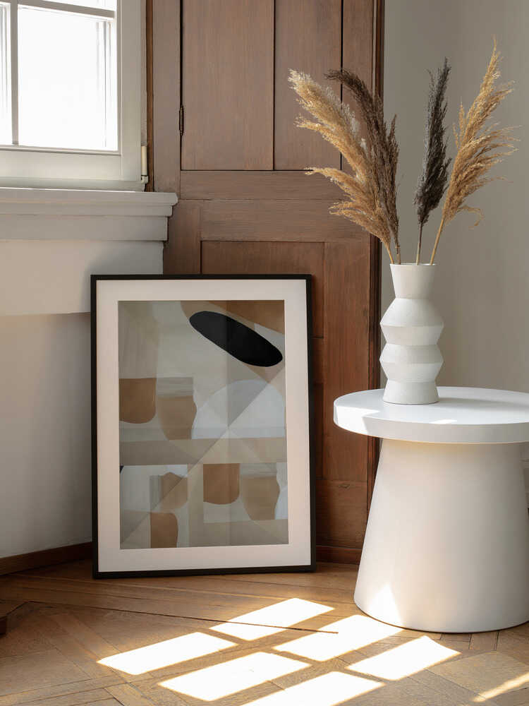 Abstract Neutral Shapes
