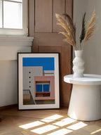 Pink Geometric Architecture, arte de Arnon Orbach enmarcado en una pared