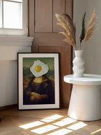 Mona Lisa Fried Egg, arte de Marja van den Hurk enmarcado en una pared