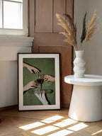 Elegant Wine Service, arte de Andreas Magnusson enmarcado en una pared