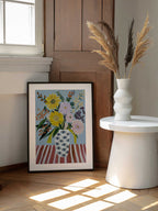 Cheerful Flowers Eye Vase, arte de Essa Van Reis enmarcado en una pared