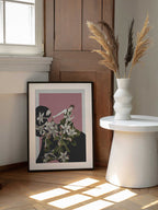 Elegant Floral Fashion, arte de Wild Violets enmarcado en una pared