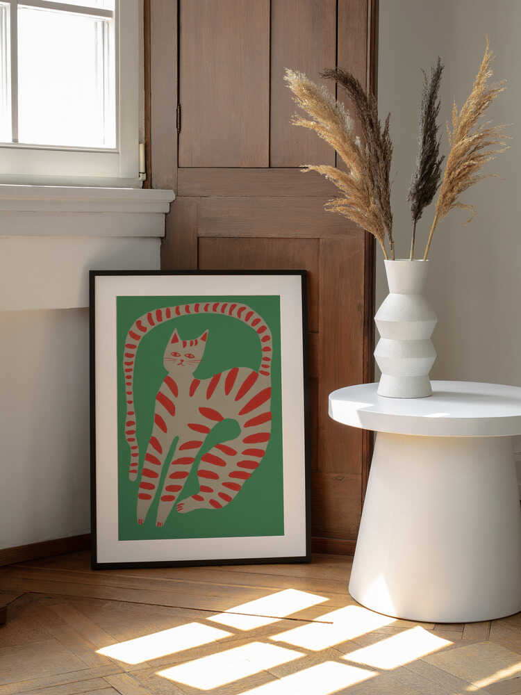 Striped Cat Stretching, arte de The Art Concept enmarcado en una pared