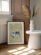 Vintage Camper Van Sketch, arte de Lembayung senja studio [Vintage Poster] enmarcado en una pared